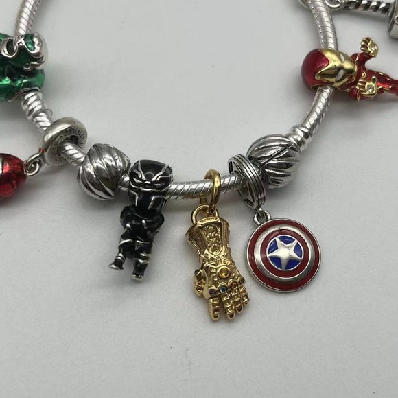 Pandora Marvel Heroes Rally Bracelet And Multiple Pendant - Picture 9 of 14